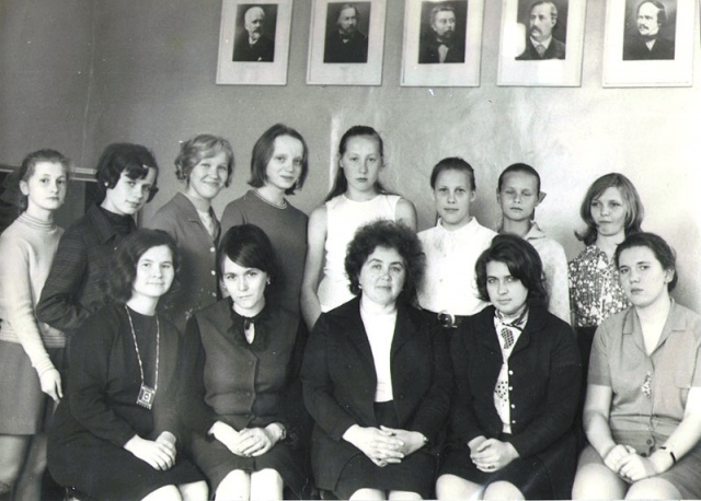 Преподаватели и учащиеся ДМШ , 1974 г.