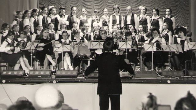 Хор старших классов и оркестр русских народных инструментов